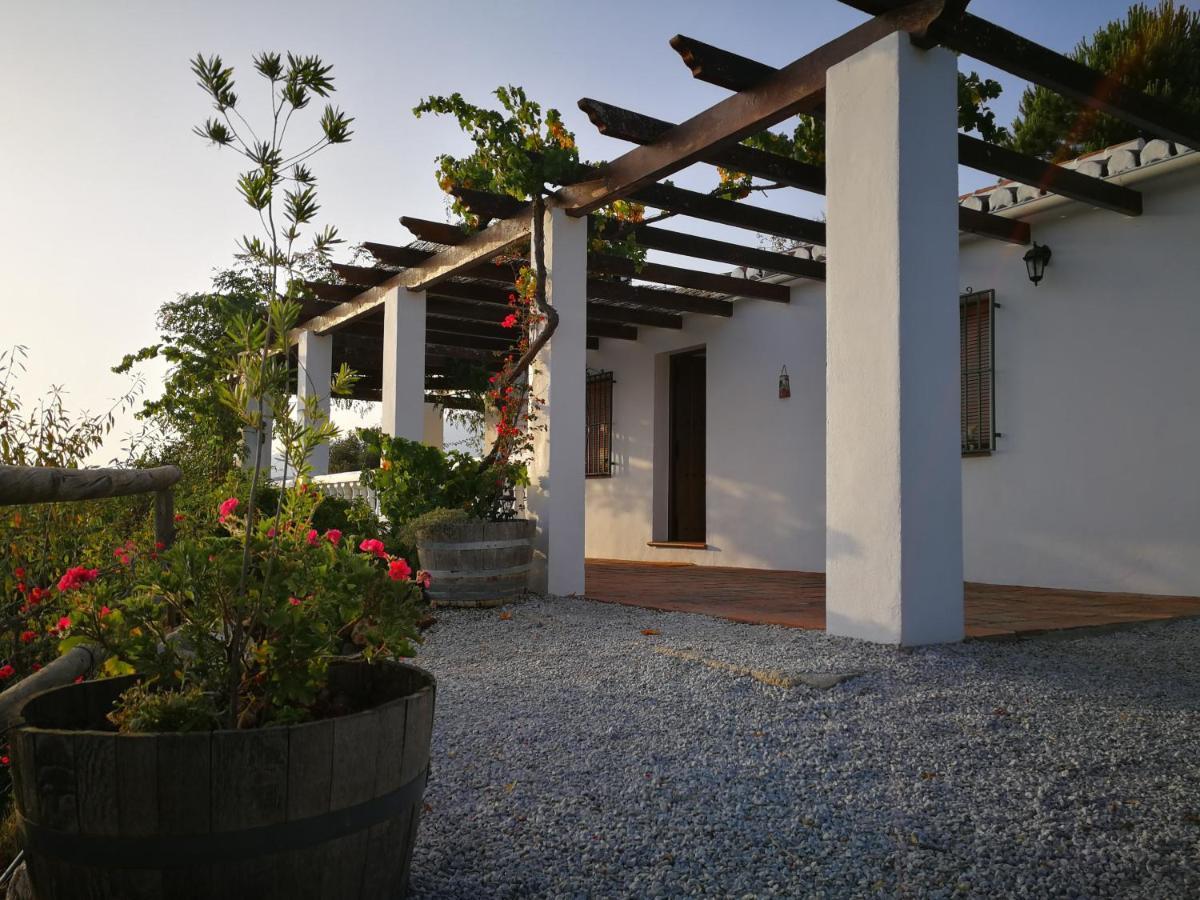 Villa Casa Lola Sayalonga Esterno foto